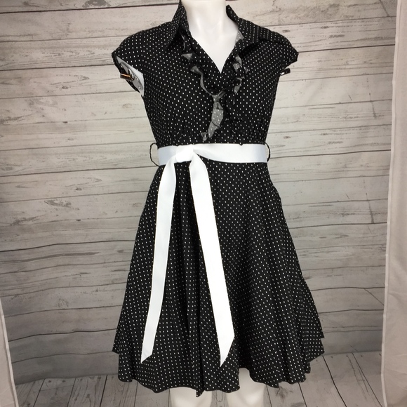 Bailey Blue Dresses & Skirts - Bailey Blue Dress M Fit & Flare Polka Dot Collar